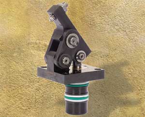 Hinge Clamps Are Ideal in Narrow Recesses